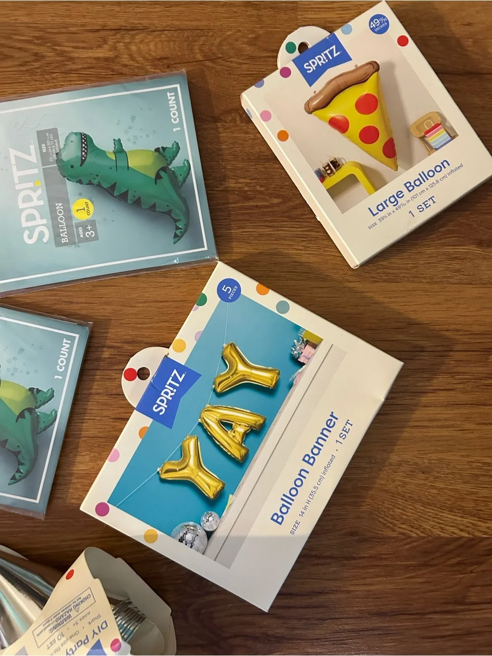 Spritz Dino & Pizza Party Set with Gold 'YAY' Balloon Banner